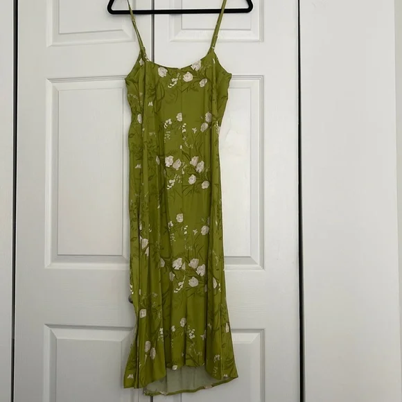 Reformation Crimini Dress, size 6, color Desiree - Picture 9 of 9